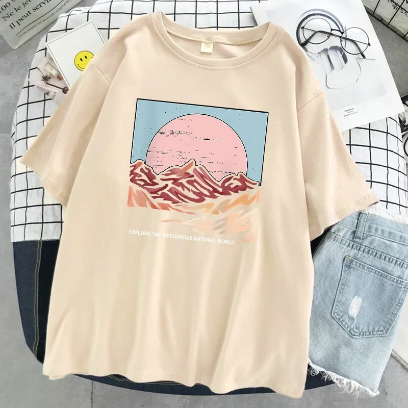 Women Street Oversize Tops Cotton Loose Tee Clothes Breathable Casual T Shirt Explore The Mysterious Natural World T-Shirt