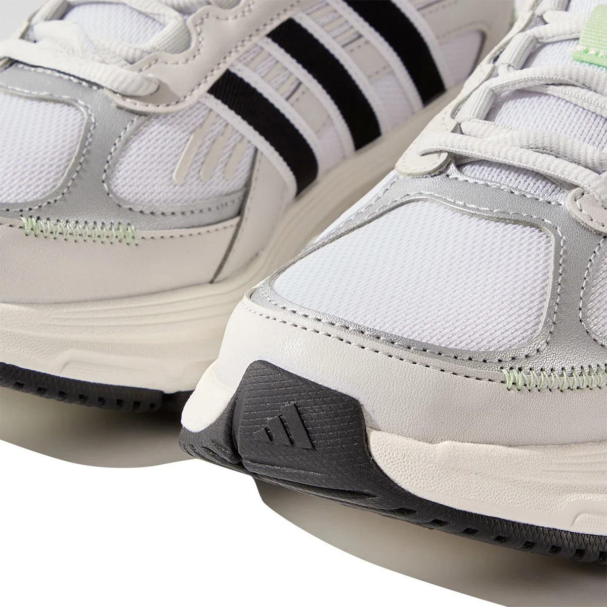 Adidas FC Classic Casual Sneaker, Comfortable & Durable, For Daily Wear and Casual Outings image 4