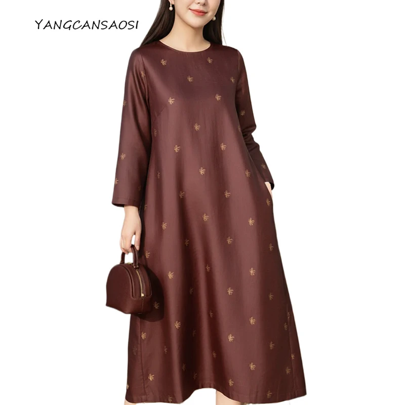 

2025 Women's Fashion Autumn New 100% Natural Mulberry Silk Red Cloud Yarn Round Neck Long Sleeve Loose Embroidered Dress