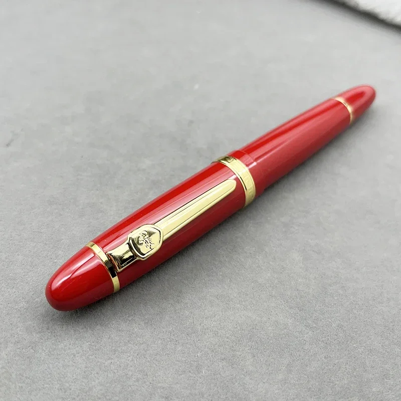 قلم حبر جينهاو 159 قضيب سميك أحمر قلم مكتب الأعمال