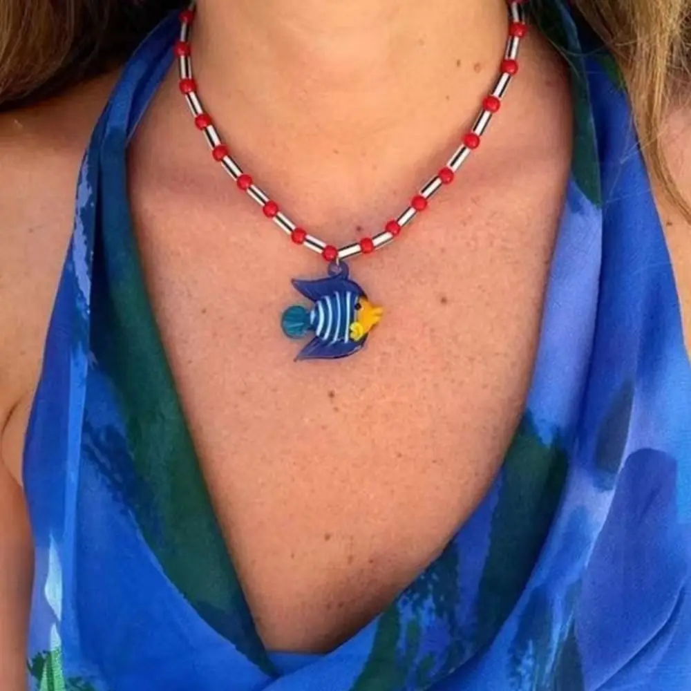 Tropical Island Charm Fish Necklace Fun Ocean Vacation Style Seahorse Pendant Clavicle Chain Colorful Glass Beaded Necklace