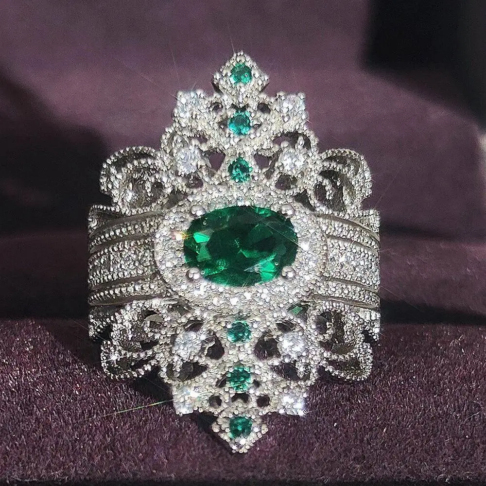 

Retro Court Style Copper Rings for Women Fashionable Jewelry Accessories Golden Plated Copper Handmade Artisanal Rings