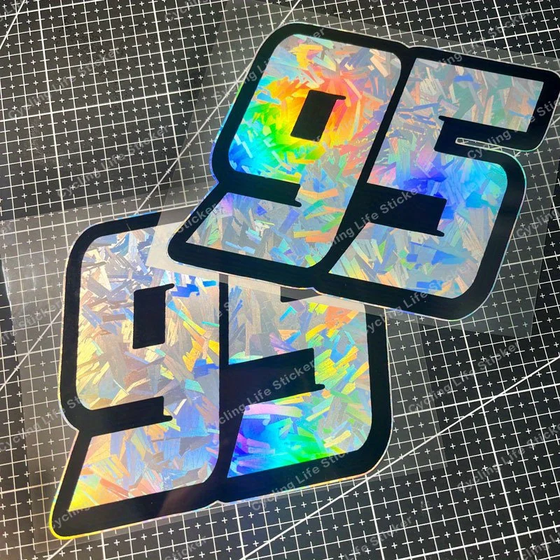 قطعة واحدة من الشارات المجسمة "95" - تصميم متعدد الألوان المكسورة - مثالي لتخصيص السيارات والدراجات وما إلى ذلك. #2