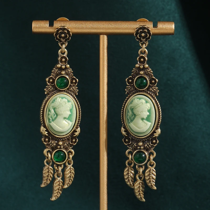 Palace Gold Color Tassel Feathers Women Earrings Dream Catcher Green Stone Camelot Relief Vintage Jewelry Antique Accessories