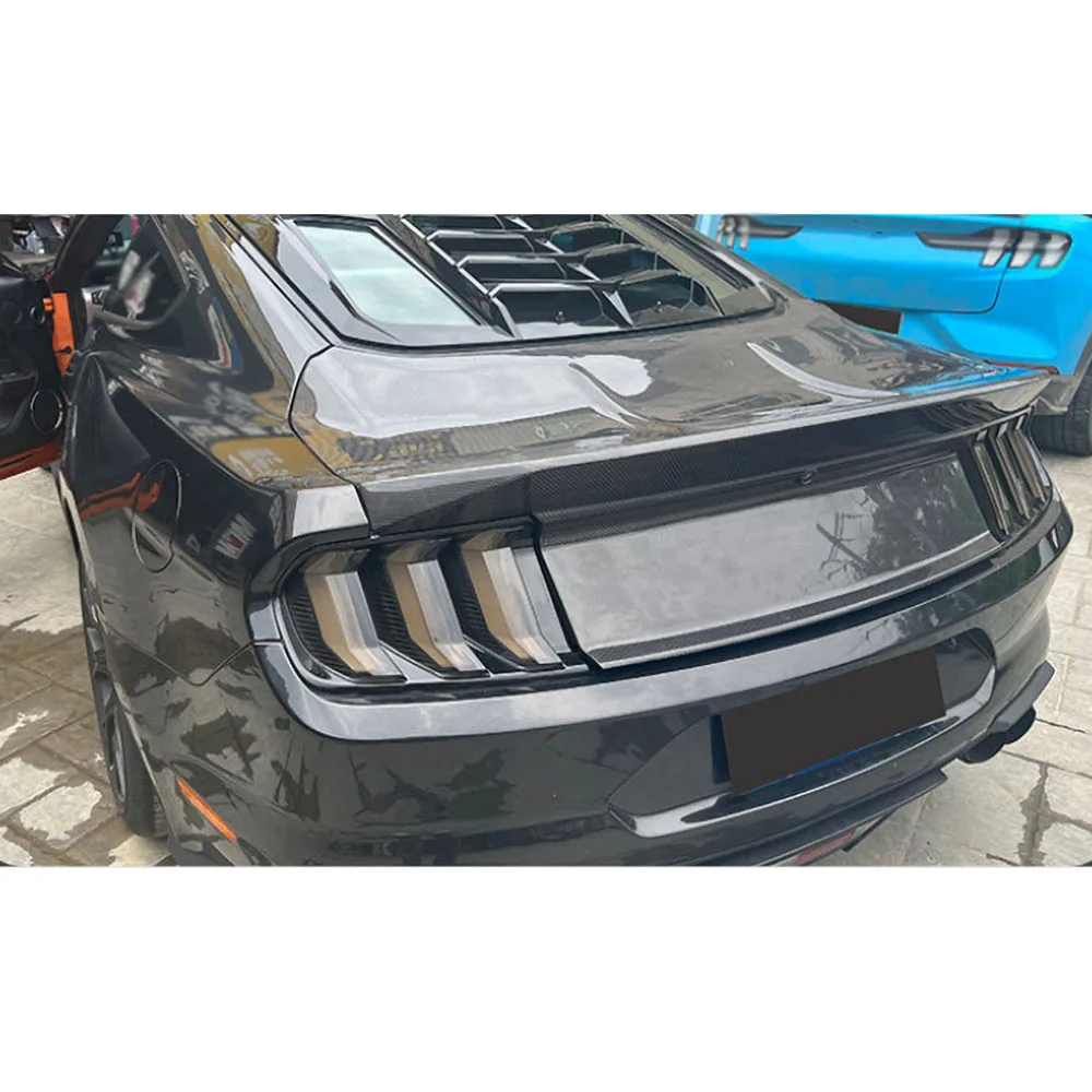 

Carbon Fiber Tailgate For Ford for Mustang 2015-2018 FRP Rear Trunk Boot Cover Body Kits Car Styling Accessories Decoration
