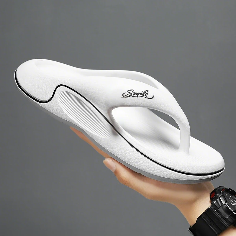 Flip-Flops for Men and Women Summer 2025 New Outer Wear Non-Slip Anti-Odor Flip-Flops Thick-Soled Beach Slippers