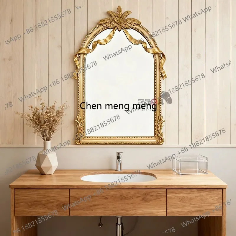 Französischer Retro-Wandspiegel für das Badezimmer, amerikanischer, geschnitzter Schminkspiegel, europäischer Stil.