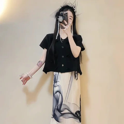 Costume pour femmes, col rond, manches courtes, haut plissé, jupe de peinture à l'encre haut de gamme, nouvelle mode