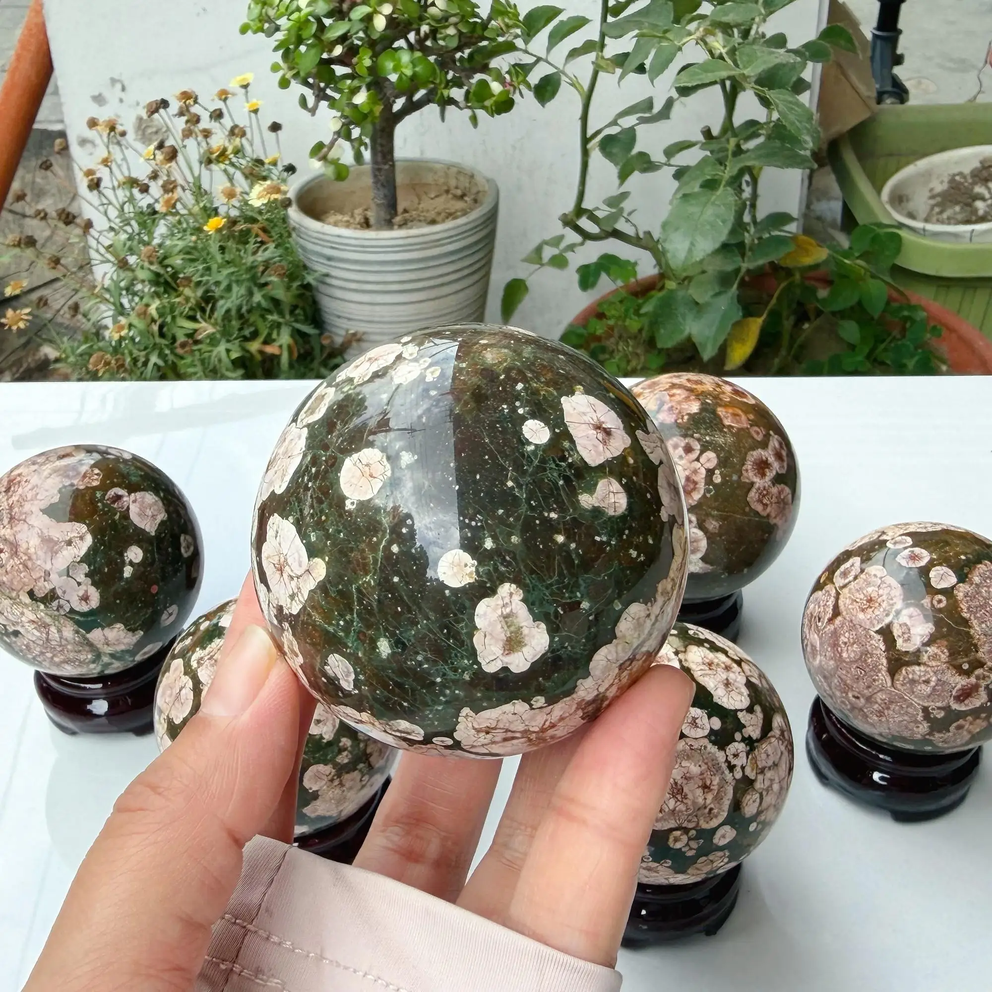 Natural Green Sakura Agate Ball Polished Crystal Sphere Flower Blossom Gemstone Reiki Healing Chakra Home Decor Display Gift