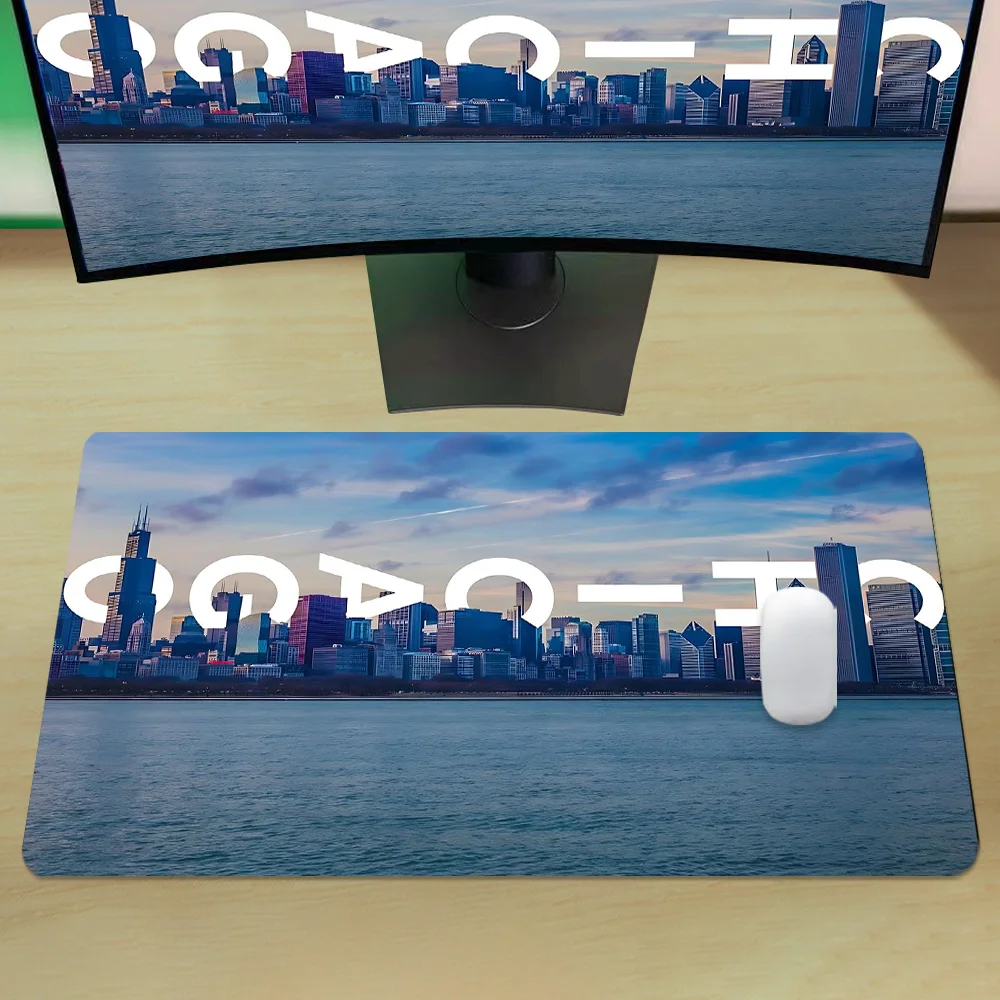 City Symbol Building Mouse Pad Large Gaming Desk Pad Offices Desk Accessories Rubber Non-Slip Rubber Stitched Edge Deskpad