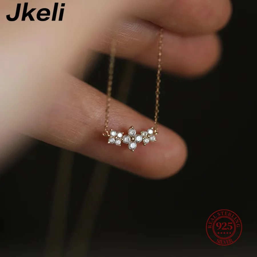 Jkeli 925 Sterling Silver Romantic Three Four Petals Flower Clavicle Necklace for Women Exquisite Charms Party Wedding Jewelry