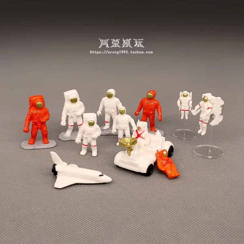 Raumschiff Astronaut Mini Kleines Raumfahrzeug Rover Weltraum Raumschiff DIY Modell Actionfiguren Figur Spielzeug Ornament Zubehör