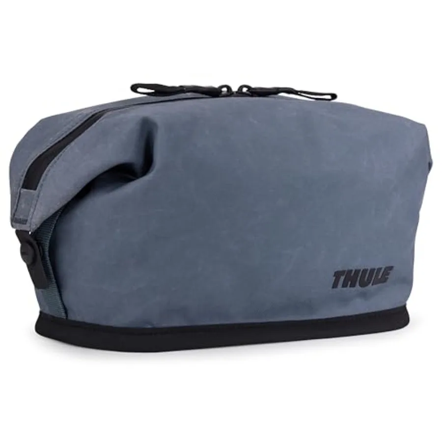 

Aion Toiletry Bag - Water-resistant bag for toiletries, makeup and shaving essentials - Removable liquids bag included - Easy t