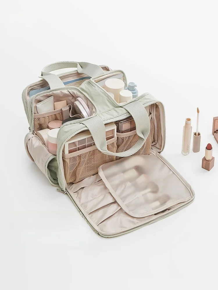 

Portable Travel Cosmetic Bag Women's Large Capaci Cute Storage Organizer Luxury Zipper Closure House aped eup Bag