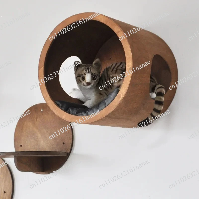 Wall-mounted cat climbing frame, jumping platform, cat litter, cat scratching board, built-in rack, pet supplies