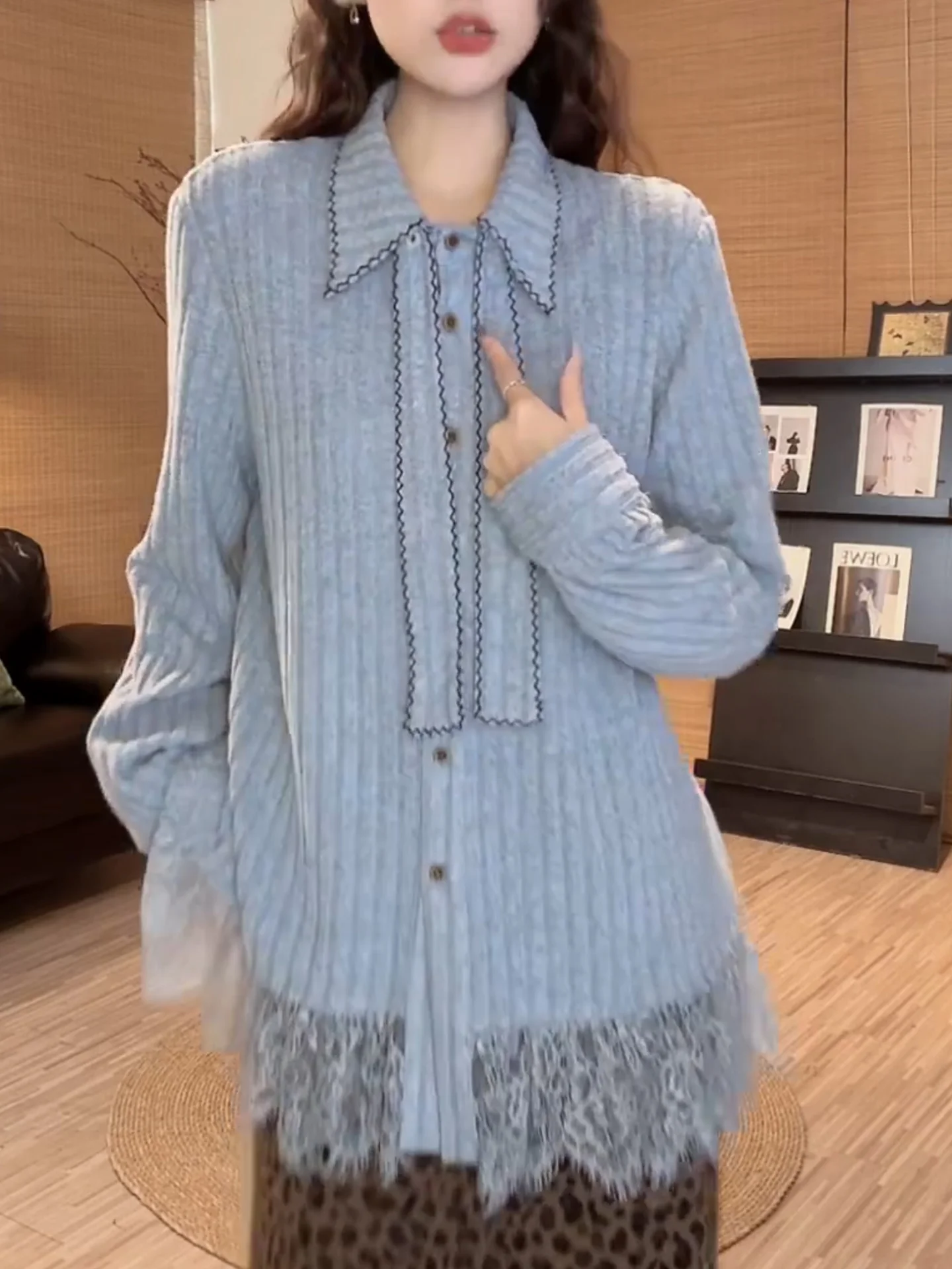 

Синяя кружевная блузка с вставками для женщин: новая осенне-зимняя модель, большие размеры, нежный стиль, длинный рукав, повседневный топ