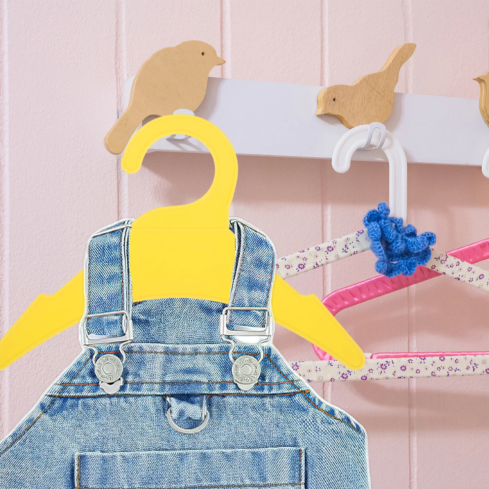 

10pcs Pet Clothes Hangers Small Plastic Dog Cat Clothing Rack Lightweight Portable Pet Garment Hanger Drying Organizer