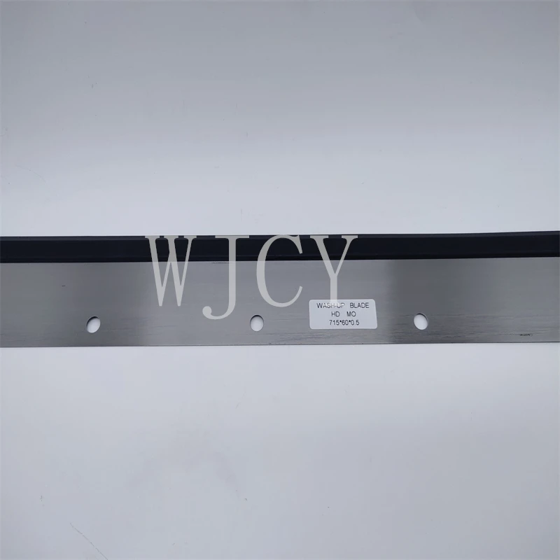 Free Shipping 2 PCS High Quality 58.010.180 715MM 8 Holes Wash up Blade MO Printing Machine Parts