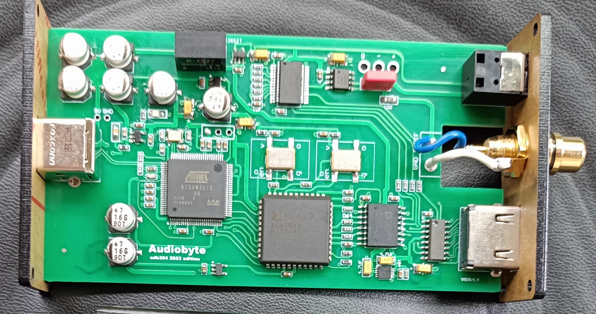 

The AUDIOBYTE scheme for USB asynchronous digital interface is based on the AMANERO scheme