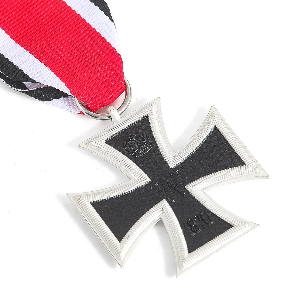 Unique Men Brooch Jewelry Copy Germany 1813 Iron Cross 2nd Class 1813 Iron Cross EK2 Prussia Military Medal with Ribbon Souvenir view 5