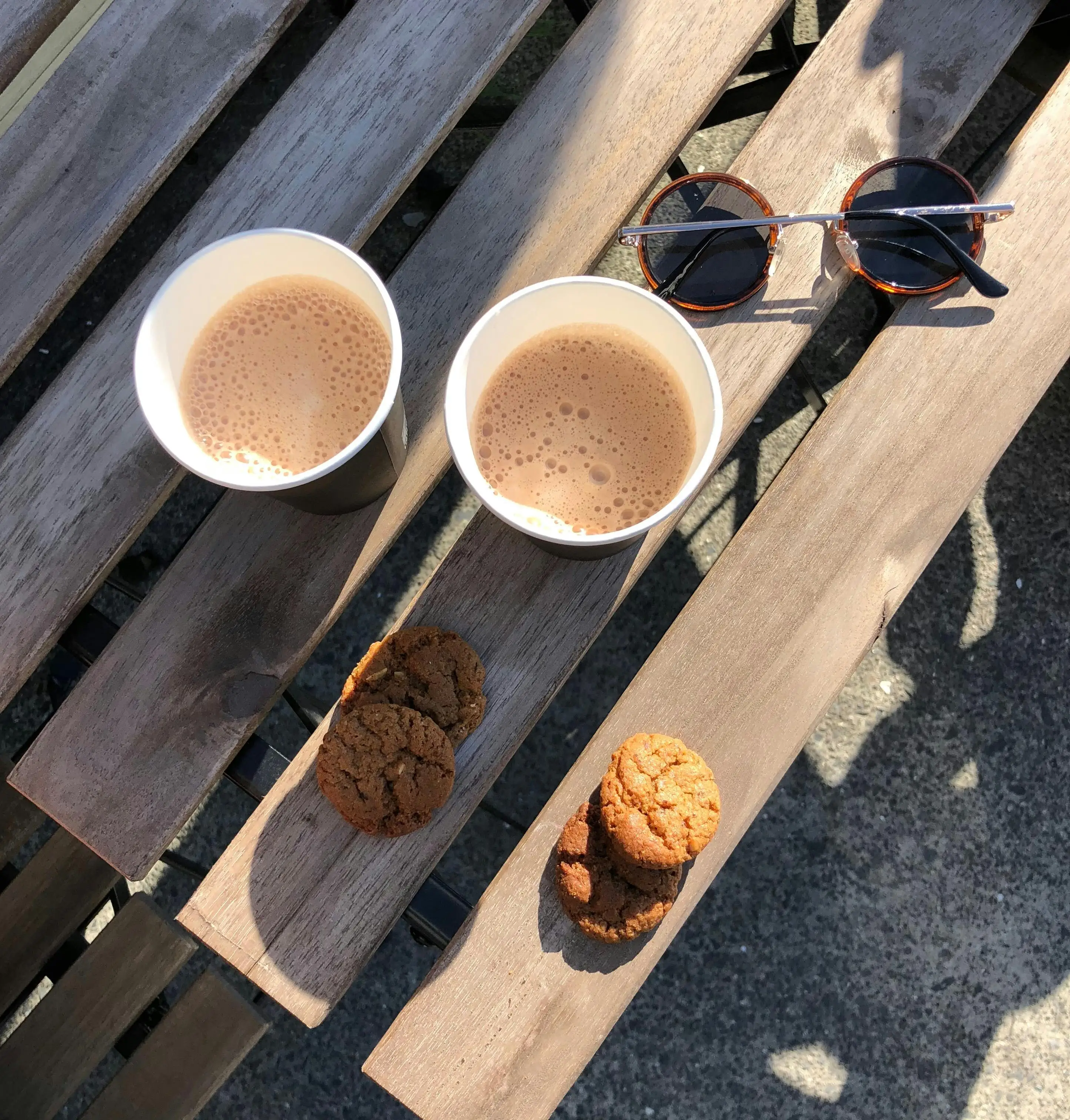 

Multifunctional Digital Weather Station, Weather Forecast Alarm Clock Indoor, Outdoor Temperature Sensor Humidity Meter Calendar