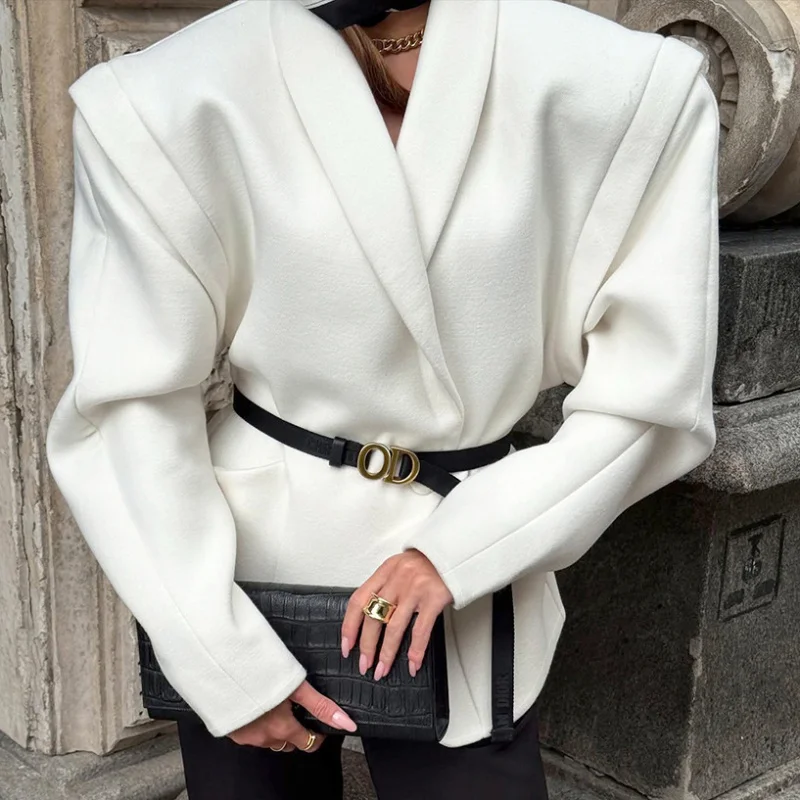 

Women's High-Grade Coat European American Design Tight Waist Split Wide Long Sleeve Collar Small Suit（Does not include belt）