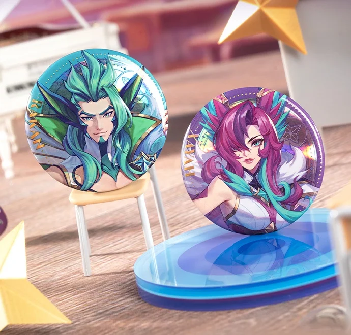 Set di badge in latta Star Guardian Scatola cieca (6 pezzi in totale) Serie 2 Nuovo originale Ahri Kaisa Akali Xayah Rakan Orianna Morgana