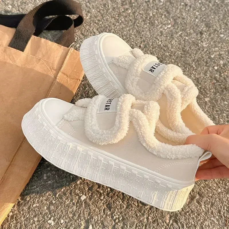 

Winter Women Breathable Warm Sneakers White Wool Shoes Thick Heel Plaid Sneakers Casual Running Platform Lolita Shell Shoes