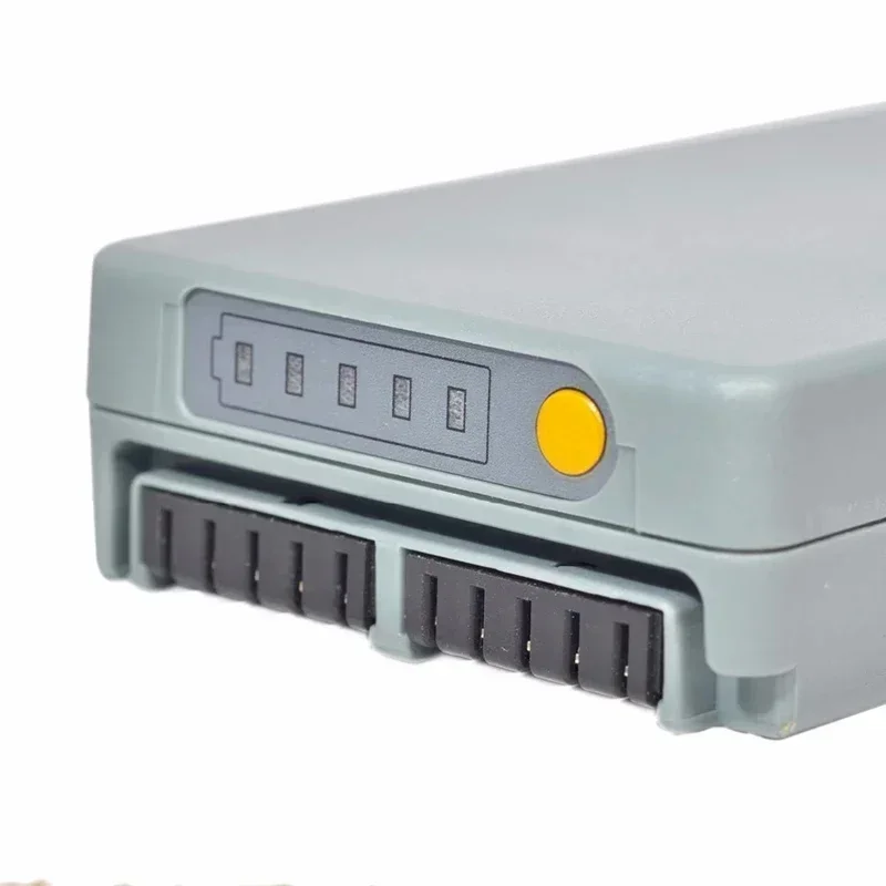 Replace the lithium-ion 14.8V 5200mAh rechargeable battery, compatible with the medical device Mindray D3 D2022-000034-00