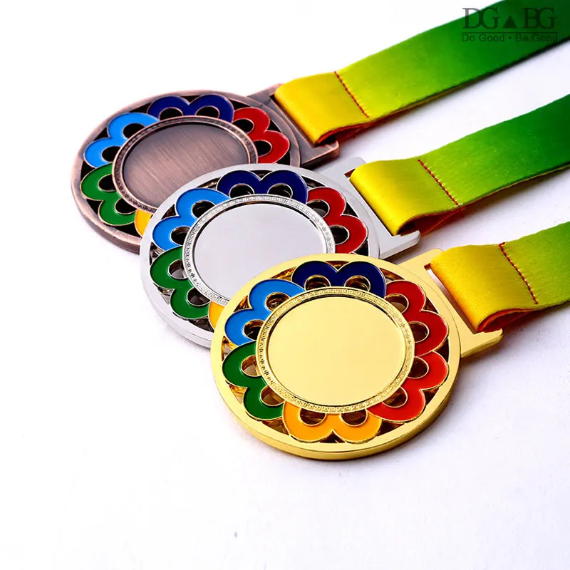 DIY Make Your Own Award Medals Kit with Ribbons – Fun Craft Activity for Parties & School | Boys & Girls Party Favors Gift - Image 2