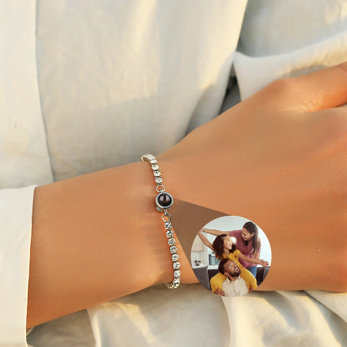 Customizable Photo Projection Bracelet Zircon Chain Women's Bracelet Family Gathering Pet Couple Memory Anniversary Jewelry Gift