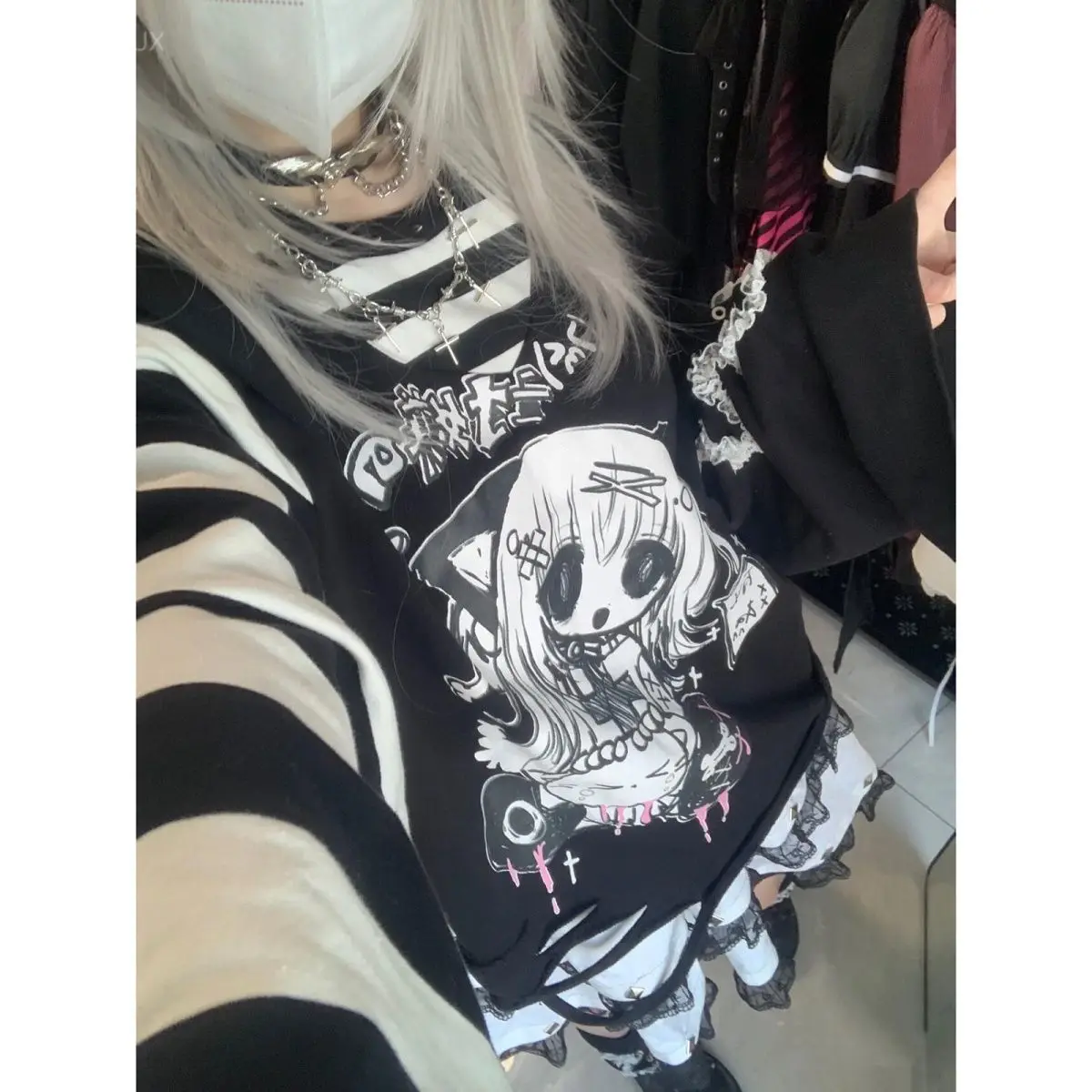 Japanese Anime Color Contrast Stitching Two Striped T-shirts Abi Fake Graphic Vintage Kawaii Tops Harajuku Grunge T-shirts