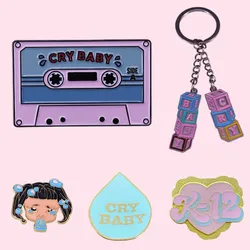 Melanie Martinez Emaille Pins Custom Sleutelhanger Tape 'Cry Baby 'Zanger Broches Luxe Koperen Revers Badges Cartoon Sieraden Gift