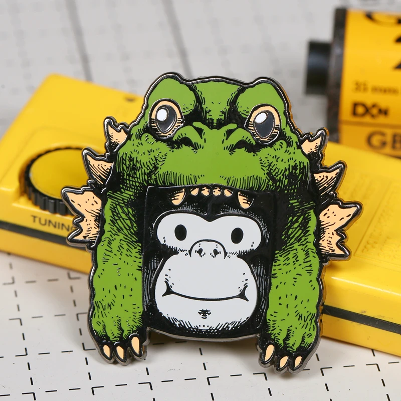 

European and American Animation Peripheral Godzilla Animal Brooch Pins Badge on Backpack Clothing Accessories Halloween Gifts