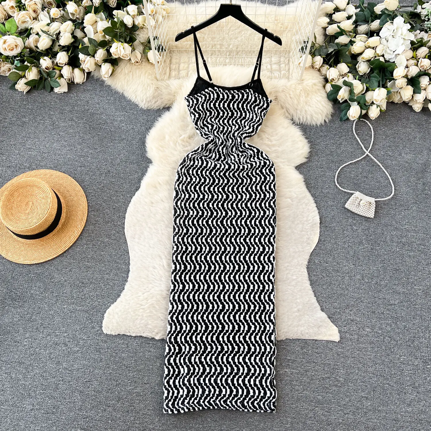 Foamlina Women Fashion Summer Sling Dress Sexy White Black Striped Pattern Sleeveless Backless Slim Hollow Bodycon Beach Dress