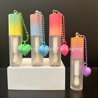 50Pcs New Keychain Metallic Gradient Top 6ml Lipgloss Tubes Wholesale Big Applicator Lip Gloss Wand Tubes With Heart Key Ring
