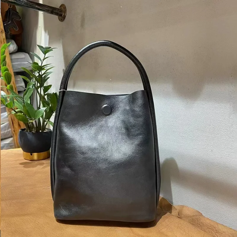 Genuine Leather Shoulder Bag  women's genuine brand new luxurious Tote bag single-shoulder slanted weekend vacation shopping bag