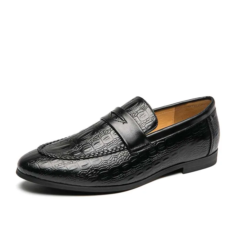 

Stylish motorcycle-themed British loafers, versatile and trendy leather shoes