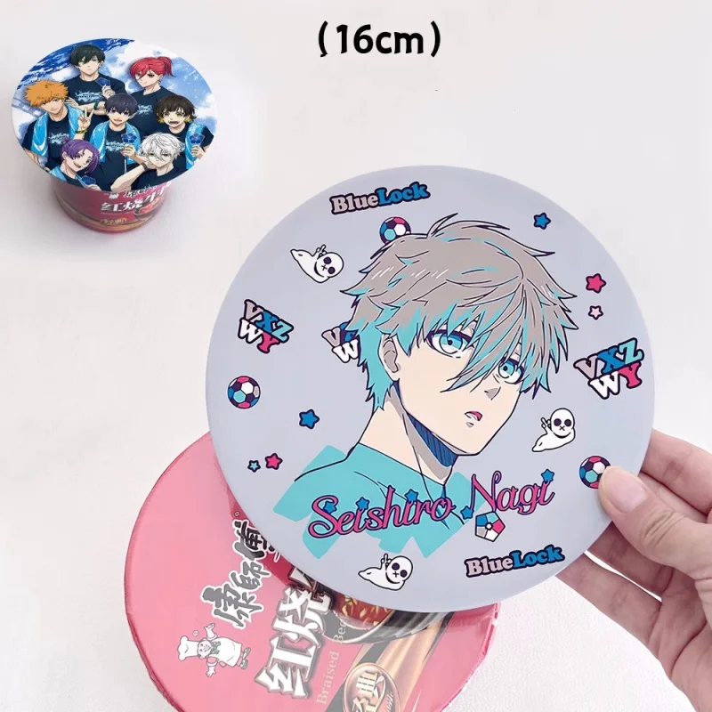 

Anime BLUE LOCK Nagi Seishiro Big 16cm Badge Stand Figure Brooch Pins Noodles Instant Noodles Lid Cosplay Gift A7082