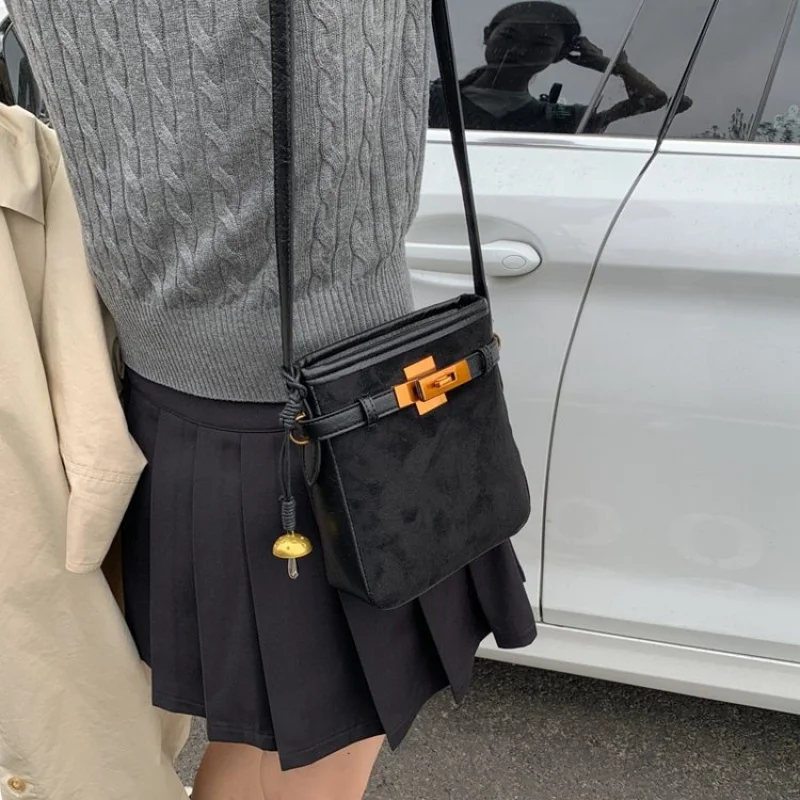 

Женская модная большая сумка из кожи премиум-класса с модными элементами дизайна и классическими деталями Парижа ​