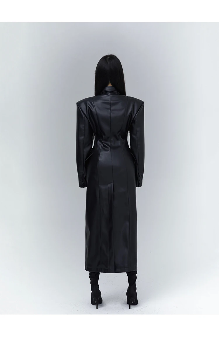 Lautaro Spring Autumn Long Black Fitted Soft Pu Leather Trench Coat for Women with Shoulder Pads Luxury Designer Clothing 2023
