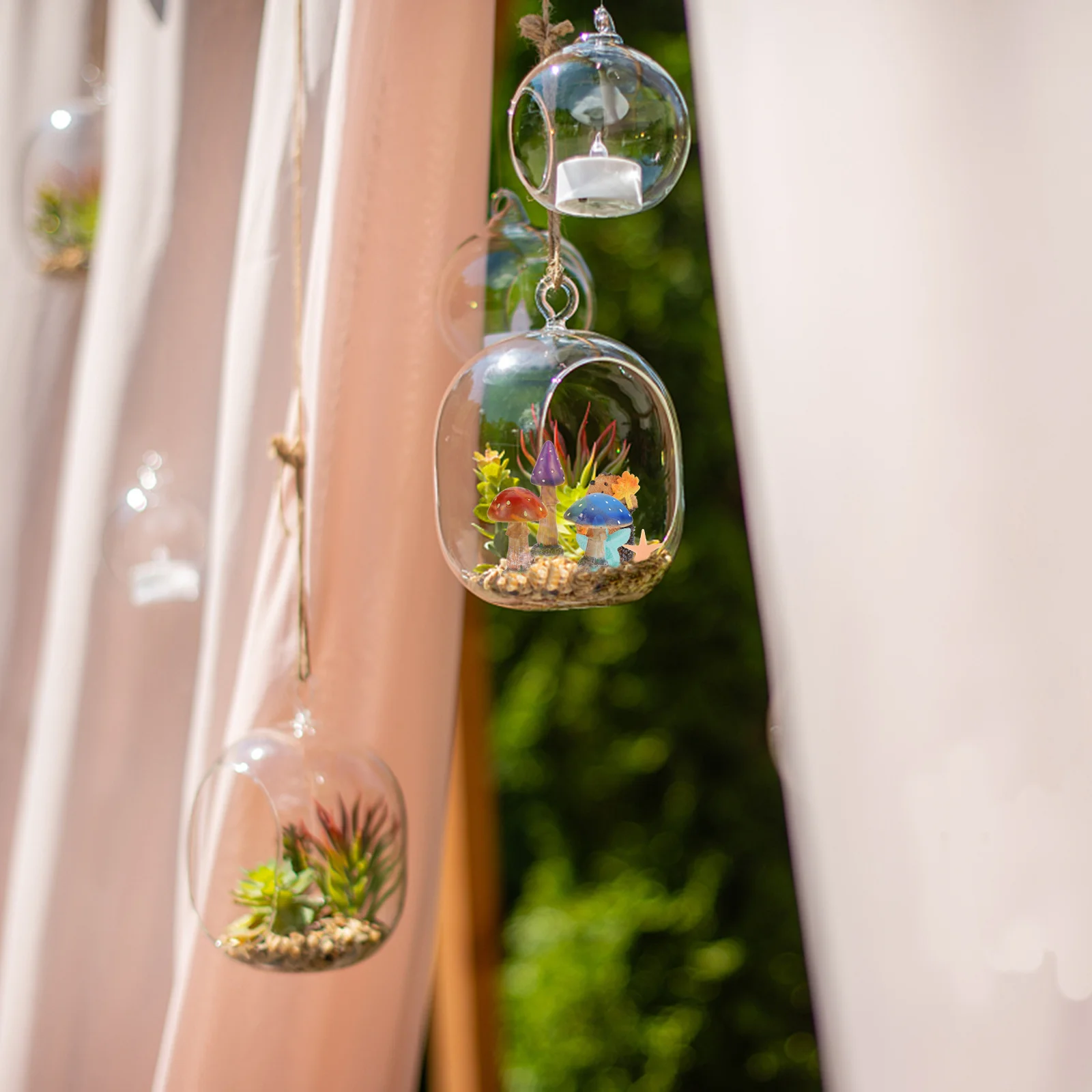 

4Pcs Mushroom Decor Resin Craft Mixed Color Durable Waterproof for Garden Flowerpot Succulent Desktop Micro Landscape Decoration