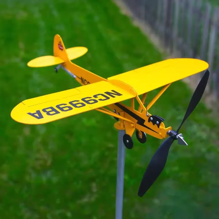 Aircraft model propeller rotating metal windmill, outdoor garden lawn wind vane, courtyard decoration ornaments