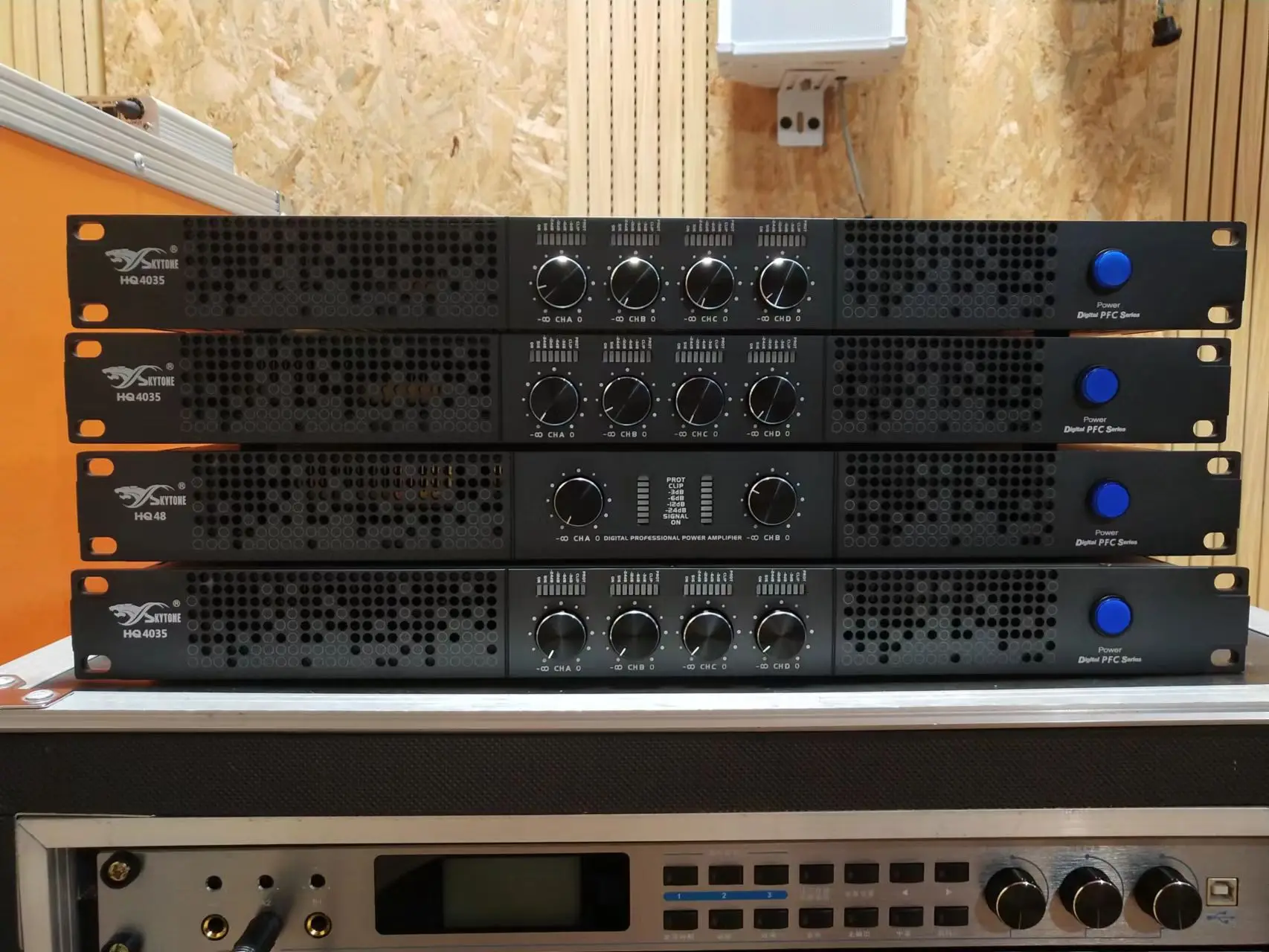 4x3500w Class D 60V-300V Widely Voltage HQ4035 Professional Power Amplifier