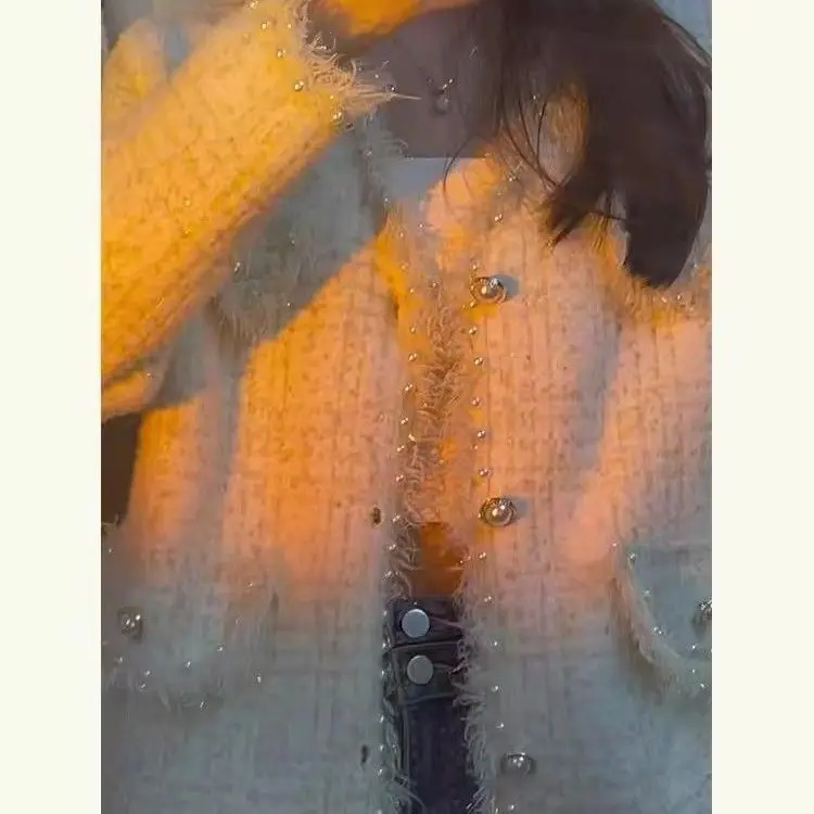 

Твидовый жакет-бомбер женский зимний утепленный, двухслойный, из многослойной ткани, мягкий, теплый, комфортный, уютный, стильный