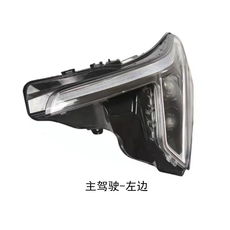 

Suitable for Cadillac CT6 headlights 16-21 high-end LED headlight assembly