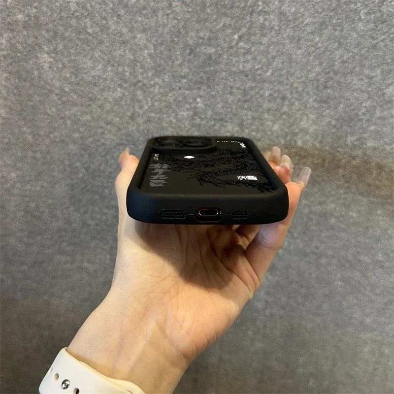 럭셔리 드래곤 토템 안티 드롭 갑옷 케이스 IPhone 15 Pro Max 15 14 13 12 11 Pro XR XS X 7 8 Plus SE 2022 충격 방지 커버