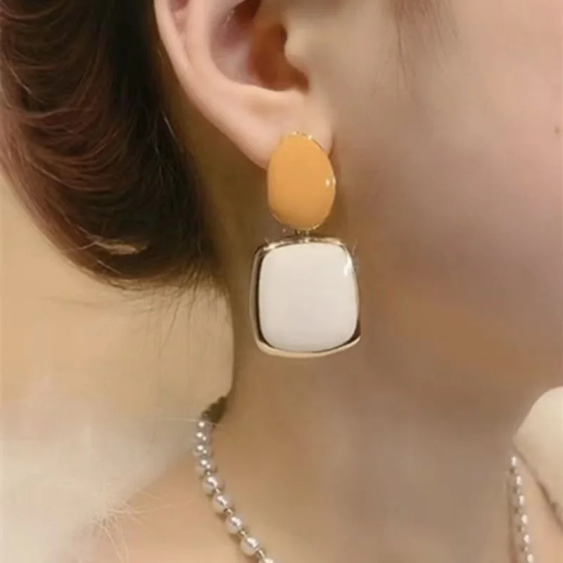 New Orange White Dropped Glaze Geometric Earrings for Women Small Design Sense Advanced Earrings Simple Versatile Style