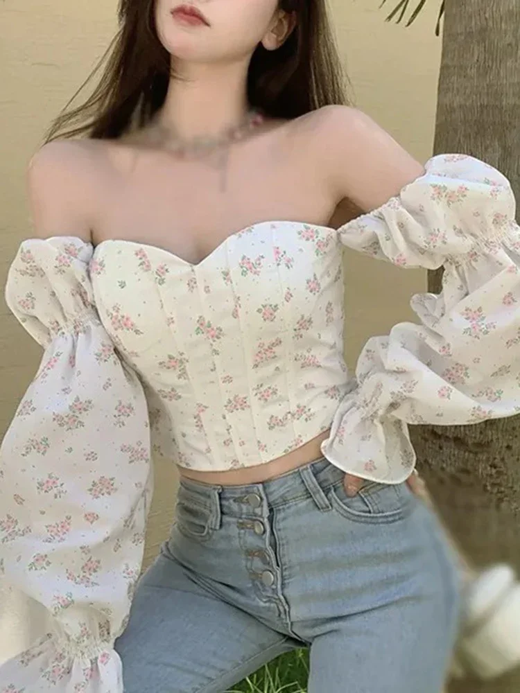 

Korean Women's Long Sleeved One Shoulder Bubble Sleeve Floral Shirt New Fashion High Street Sweet Unique Long Sleeved Short Top