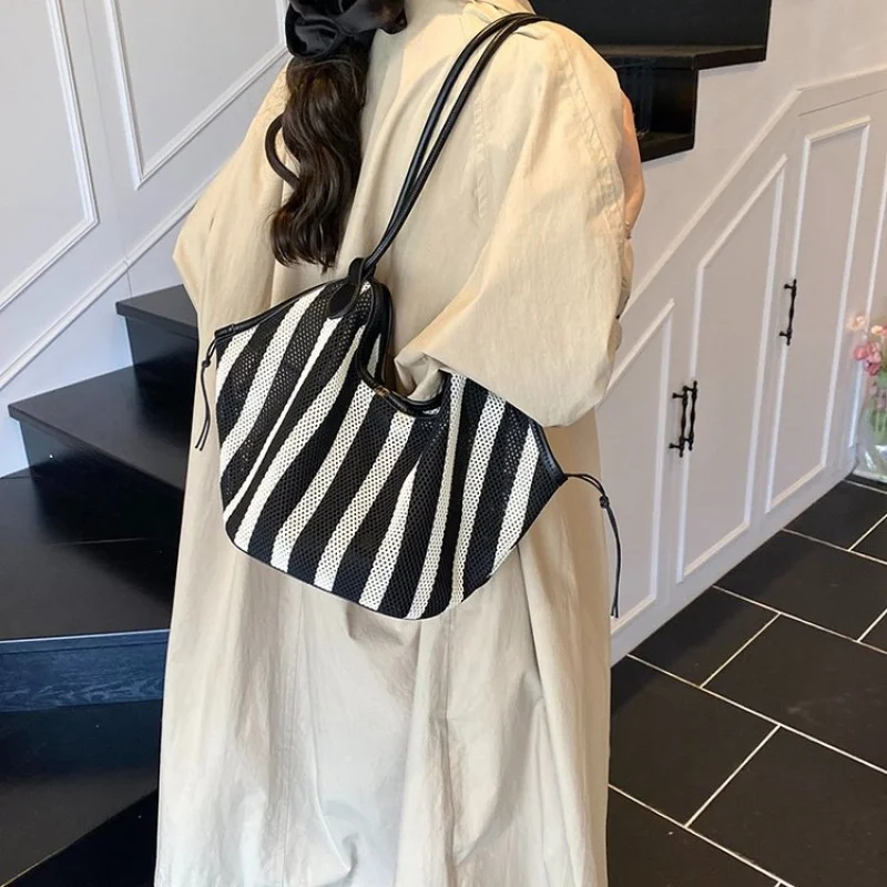 

Модная женская сумка через плечо с мини-клатчем, сплошной цвет и дизайн в стиле Парижа